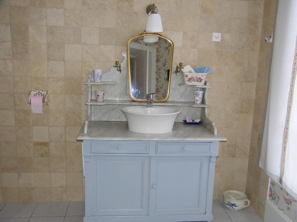 La Roseliere Hotel Carentan Phòng bức ảnh